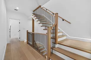 71 Cloverdale Rd, Newton, MA 02461 - Photo 7