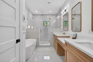 71 Cloverdale Rd, Newton, MA 02461 - Photo 9