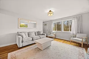 34 Hitchcock Ln, Attleboro, MA 02703 - Photo 3