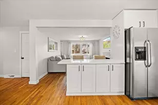 34 Hitchcock Ln, Attleboro, MA 02703 - Photo 11