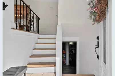 17 Elizia Circle, Lowell, MA 01854 - Photo 5