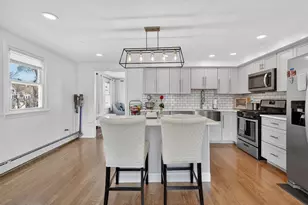 17 Elizia Cir, Lowell, MA 01854 - Photo 9