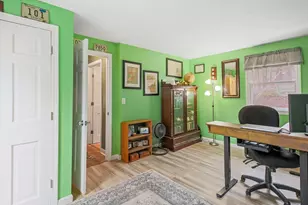 186 Elm St, Leominster, MA 01453 - Photo 27