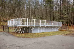 186 Elm St, Leominster, MA 01453 - Photo 37