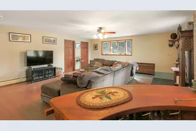 186 Elm St., Leominster, MA 01453 - Photo 11