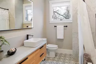 49 Sargent St, Cambridge, MA 02140 - Photo 17