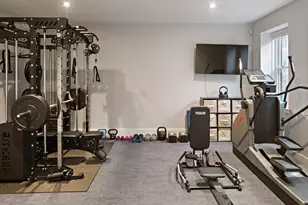 49 Sargent St, Cambridge, MA 02140 - Photo 27