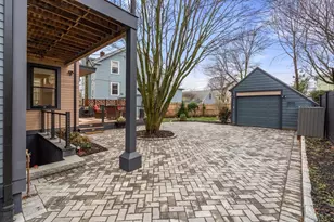 49 Sargent St, Cambridge, MA 02140 - Photo 31