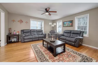 45 Wyoming Ave, Brockton, MA 02301 - Photo 5