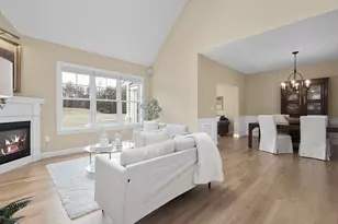 26 Sanctuary Ln, Hopkinton, MA 01748 - Photo 13