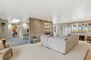 31 Briarcliff Rd, Longmeadow, MA 01106 - Photo 3