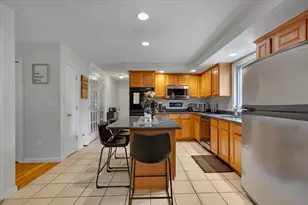 116 Meadow St, Carver, MA 02330 - Photo 9