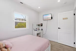 63 Jasper St, Saugus, MA 01906 - Photo 21