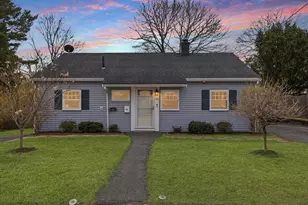 63 Jasper St, Saugus, MA 01906 - Photo 1