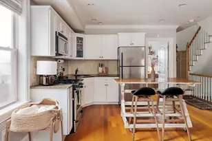 394 E 8th St, Boston, MA 02127 - Photo 5