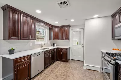 34 Betten Ct, Franklin, MA 02038 - Photo 9