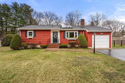 34 Betten Ct, Franklin, MA 02038 - Photo 1