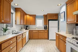 14 Aerial St, Arlington, MA 02474 - Photo 17