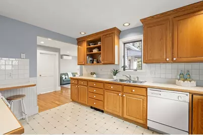 14 Aerial St, Arlington, MA 02474 - Photo 13