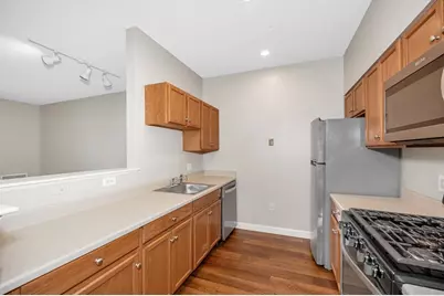 21 Hampshire Rd #306, Methuen, MA 01844 - Photo 7