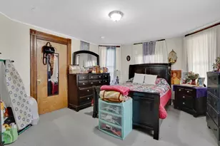 1584 Dwight St, Springfield, MA 01107 - Photo 17