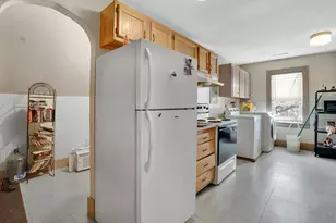 1584 Dwight St, Springfield, MA 01107 - Photo 31