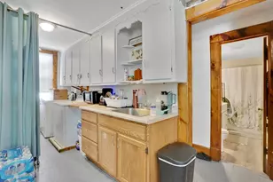 1584 Dwight St, Springfield, MA 01107 - Photo 15