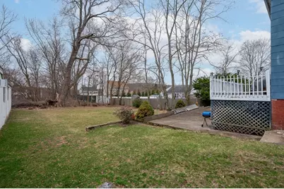 512 River St, Haverhill, MA 01832 - Photo 3