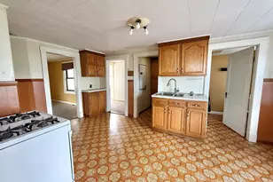 26 Wintworth St, Chicopee, MA 01013 - Photo 19