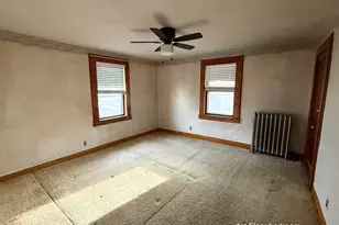 26 Wintworth St, Chicopee, MA 01013 - Photo 9