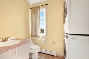 12 Parkway Dr, Saugus, MA 01906 - Photo 23