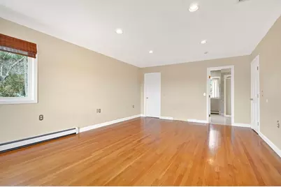 12 Parkway Dr, Saugus, MA 01906 - Photo 15