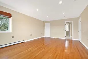 12 Parkway Dr, Saugus, MA 01906 - Photo 15