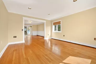12 Parkway Dr, Saugus, MA 01906 - Photo 13