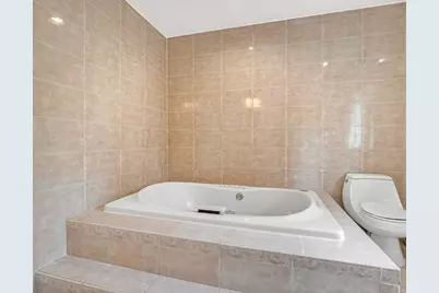 12 Parkway Dr, Saugus, MA 01906 - Photo 17