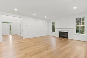 1 Ignatius Cmn Dr, Northborough, MA 01532 - Photo 9