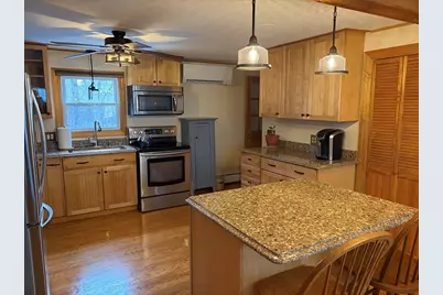 327 Brookside Cir, Northampton, MA 01062 - Photo 7