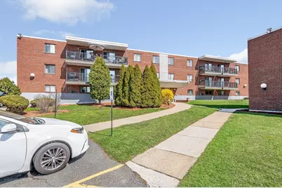 300 Governors Dr #21, Winthrop, MA 02152 - Photo 1