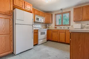 195 Slab Bridge Rd, Freetown, MA 02702 - Photo 23