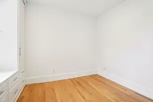 159 W 3rd St, Boston, MA 02127 - Photo 17