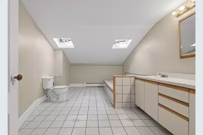 4 Mount Vernon St #4, Haverhill, MA 01830 - Photo 15