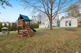 17 Preston St, Wakefield, MA 01880 - Photo 35