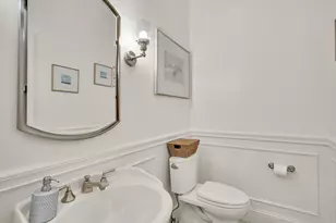 94 Highland St, Newton, MA 02465 - Photo 7