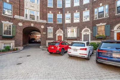 5 West Hill Place #D, Boston, MA 02114 - Photo 15