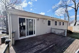 58 Bowdoin Dr, Milford, MA 01757 - Photo 17