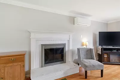 244 Lower Westfield Rd, Holyoke, MA 01040 - Photo 9