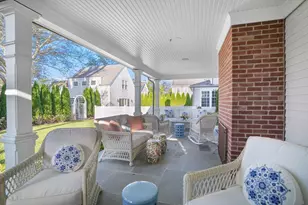 52 S Summer St, Edgartown, MA 02539 - Photo 7