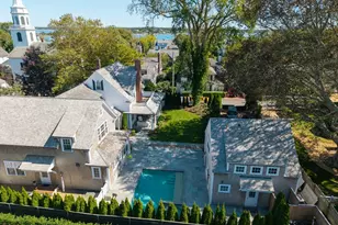 52 S Summer St, Edgartown, MA 02539 - Photo 9