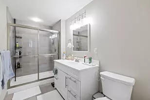 774 E 3rd St, Boston, MA 02127 - Photo 17