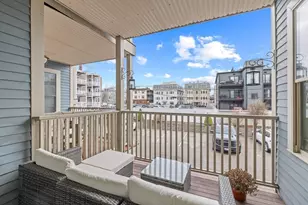 774 E 3rd St, Boston, MA 02127 - Photo 7